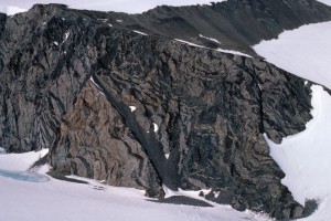 The banded gneiss rocks of Target Hill form some of the oldest rocks of the Antarctic Peninsula at over 400 million years old.