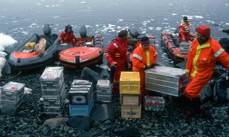 Landing supplies for Rothera research station